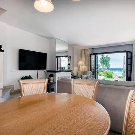 Beachfront Townhouse By The Sea @ Villacana Playa! Апартаменты