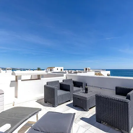 Beachfront Townhouse By The Sea @ Villacana Playa! Апартаменты *